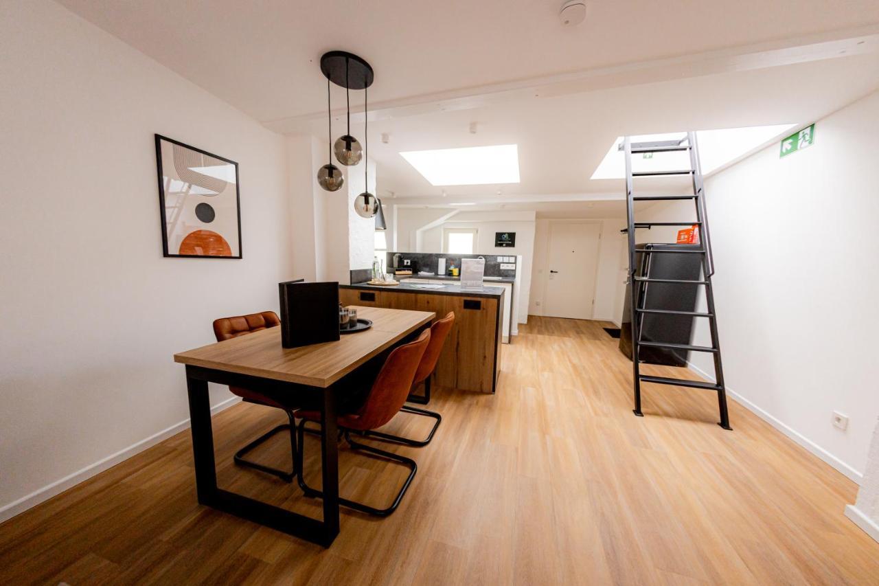 Highlight Am Stadtplatz Muehldorf - C4S Come4Stay - 2 Zimmer Wohnung I Bis Zu 5 Gaeste المظهر الخارجي الصورة