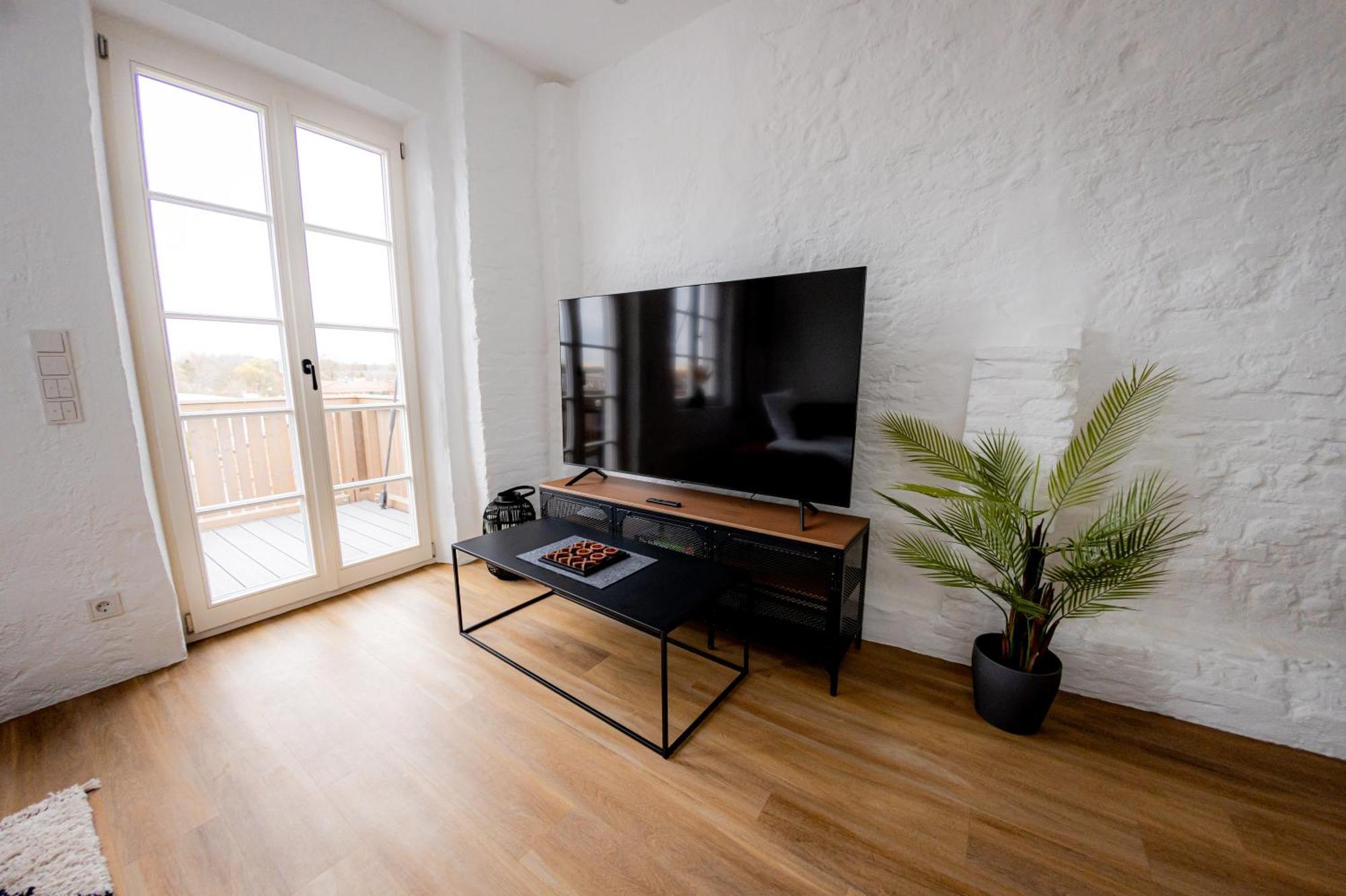 Highlight Am Stadtplatz Muehldorf - C4S Come4Stay - 2 Zimmer Wohnung I Bis Zu 5 Gaeste المظهر الخارجي الصورة